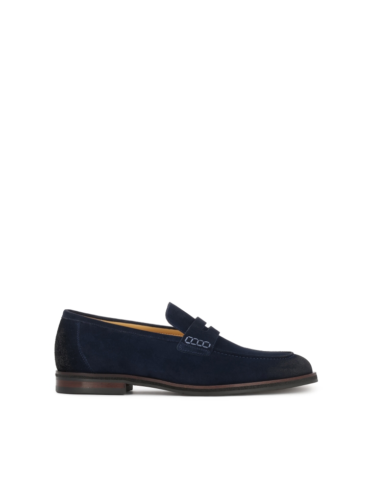 Navy blue loafers in rubbed suede