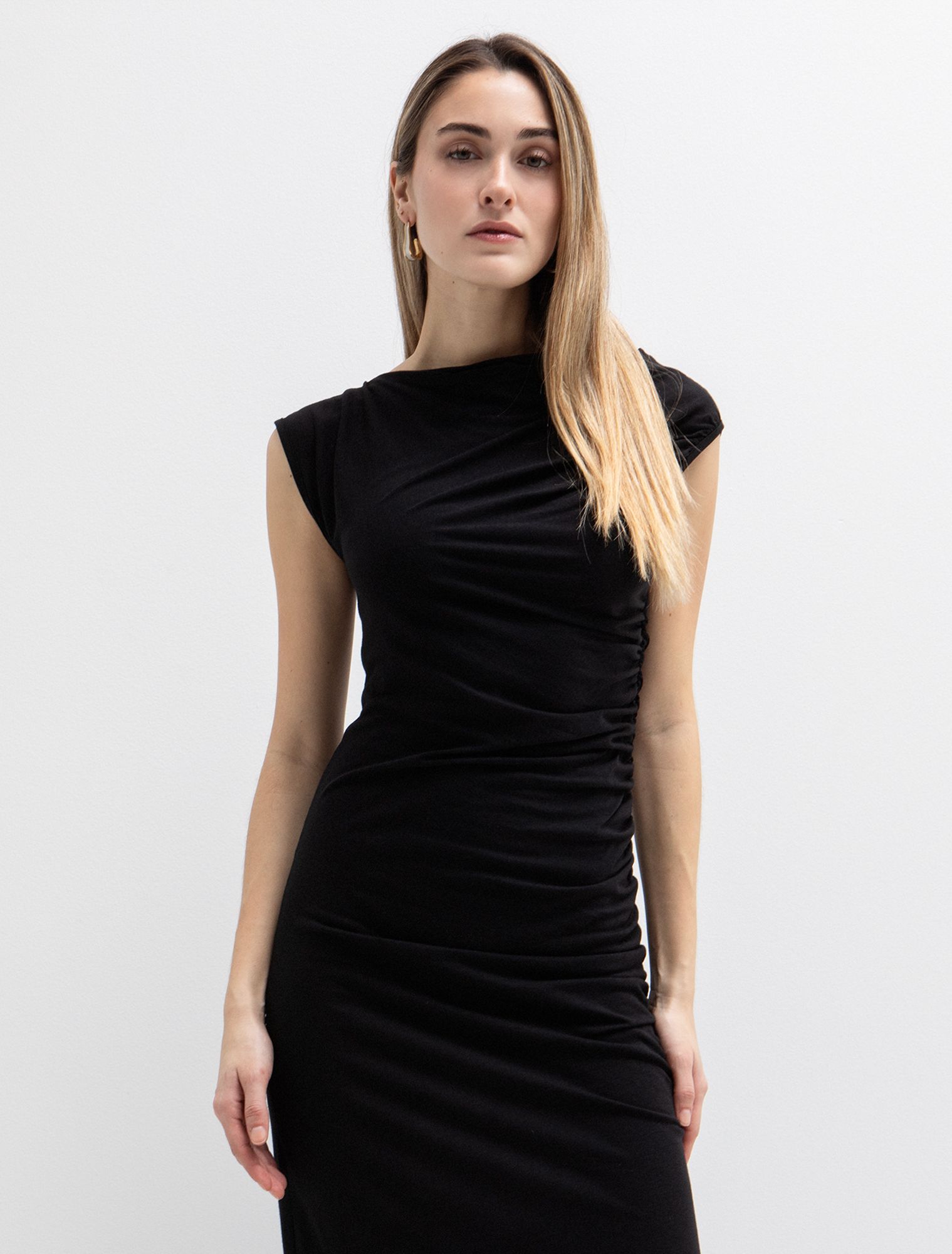 Midi φόρεμα με σούρα