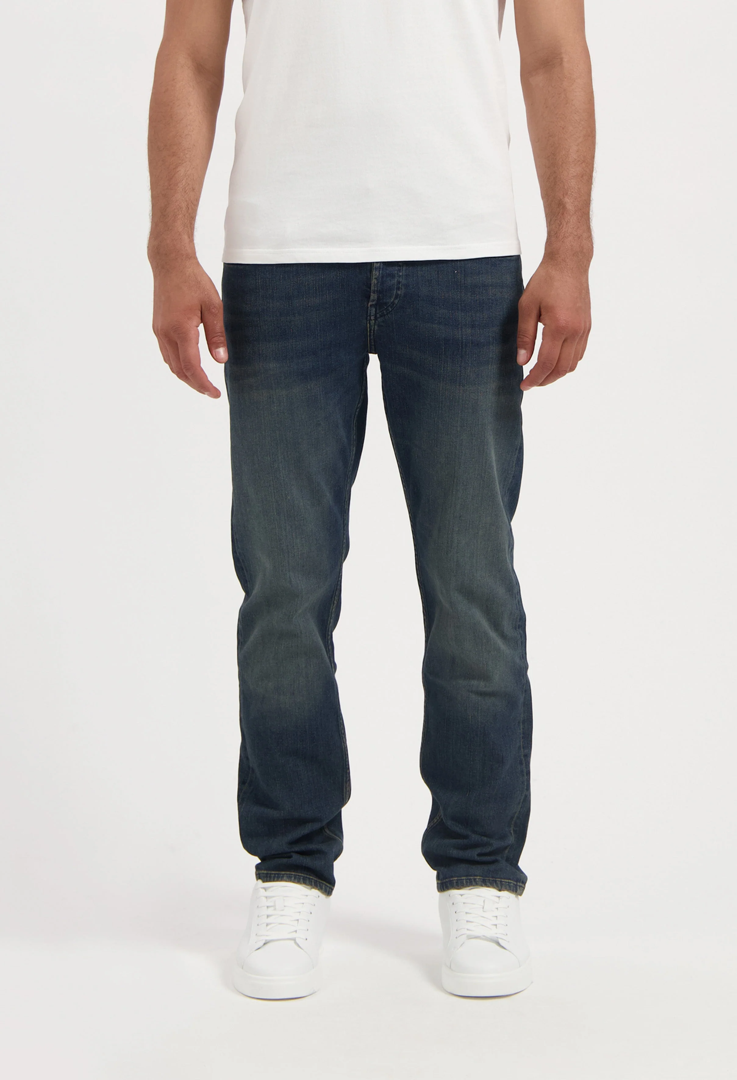 Hank Mid Tapered Selvedge - Earth Blue