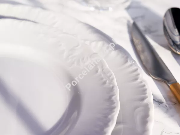 Komplet talerzy na 6 osób (18el) Ćmielów - Rococo 0001