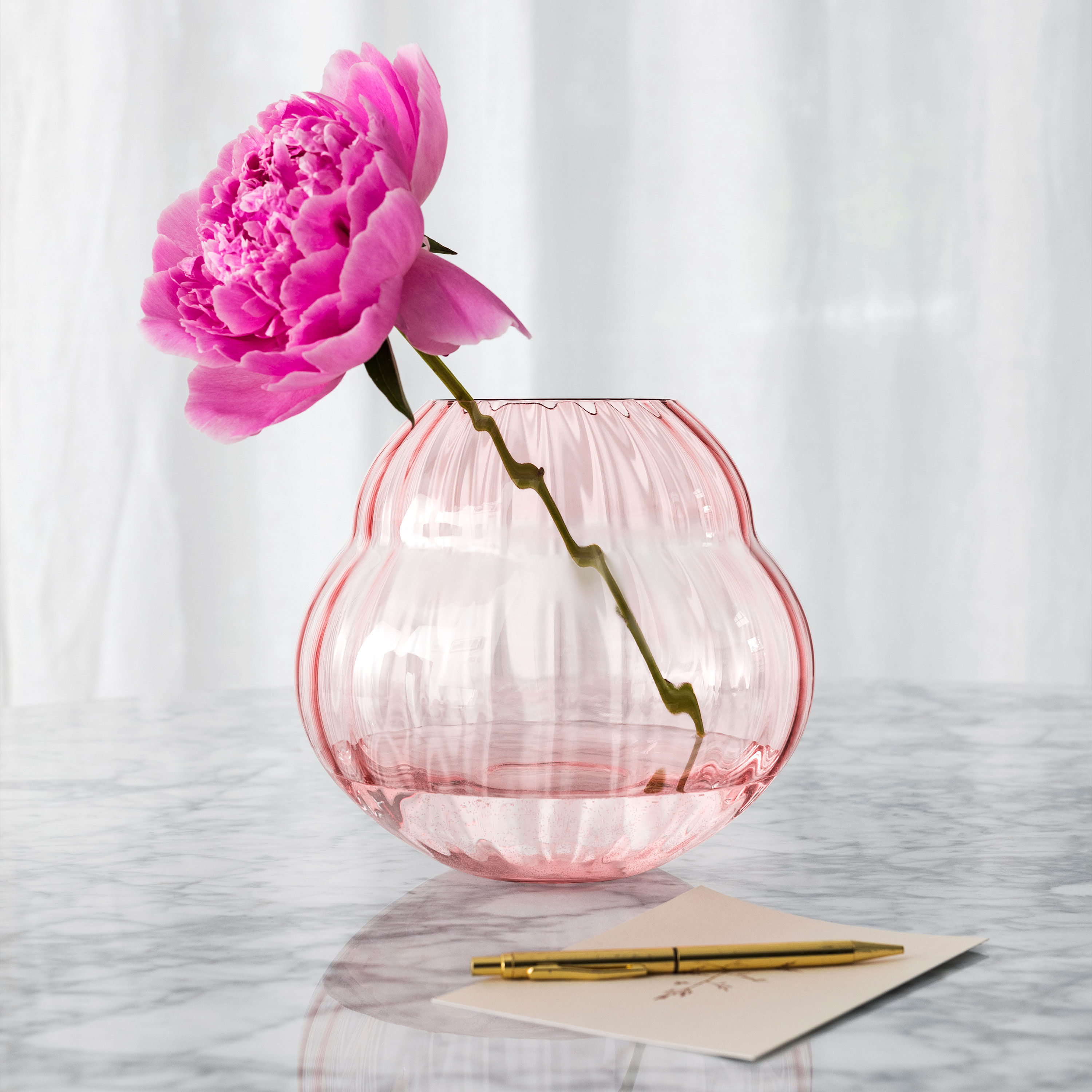 Rose Garden Vase - Pink, 7.5'' x 6.7'', crystal glass