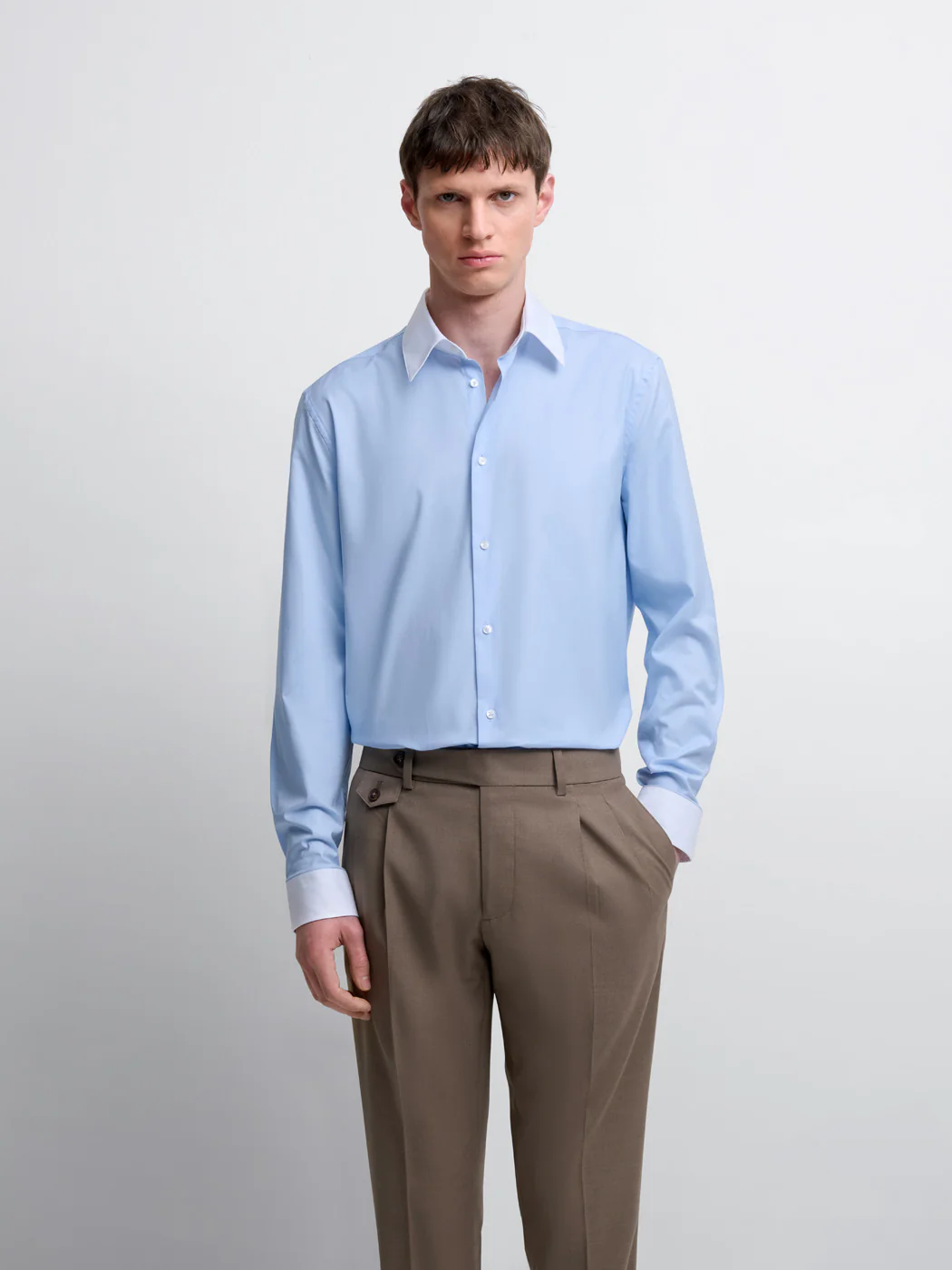 Chemise slim col contrasté