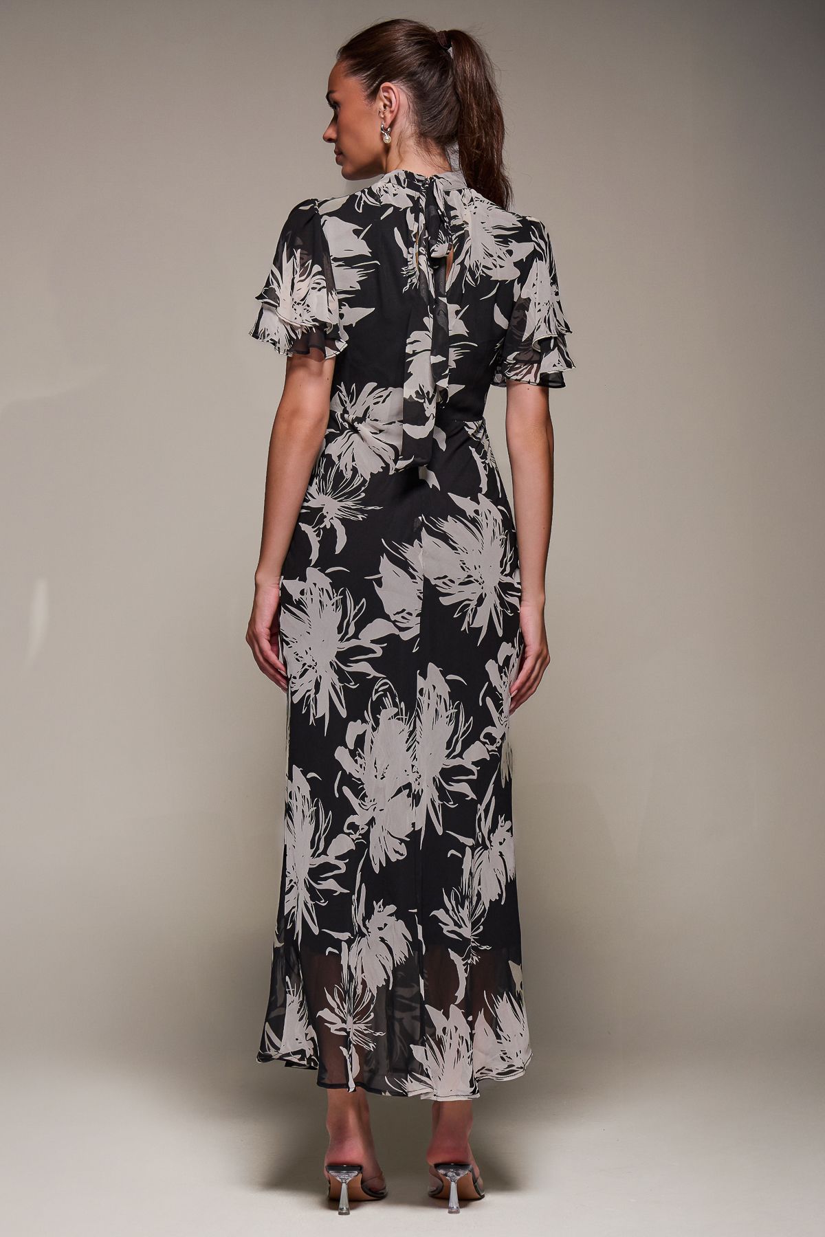 Jolie Moi High Neck Angel Sleeve Chiffon Maxi Dres