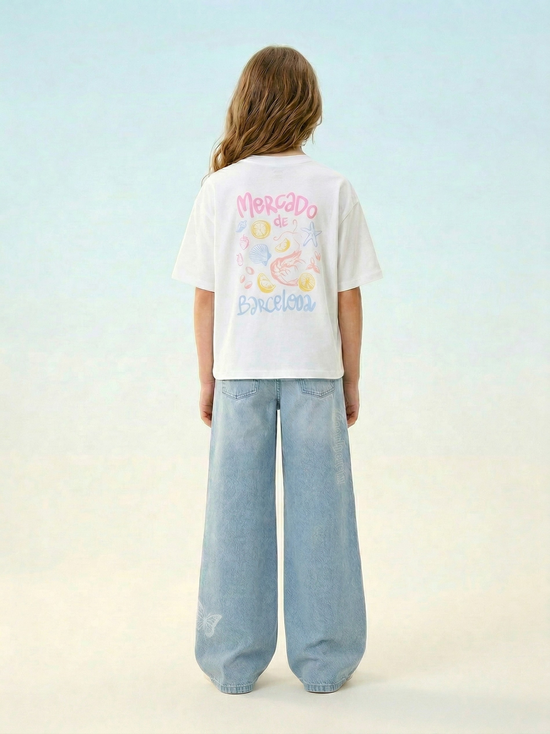 Jeansy wide leg z efektem sprania