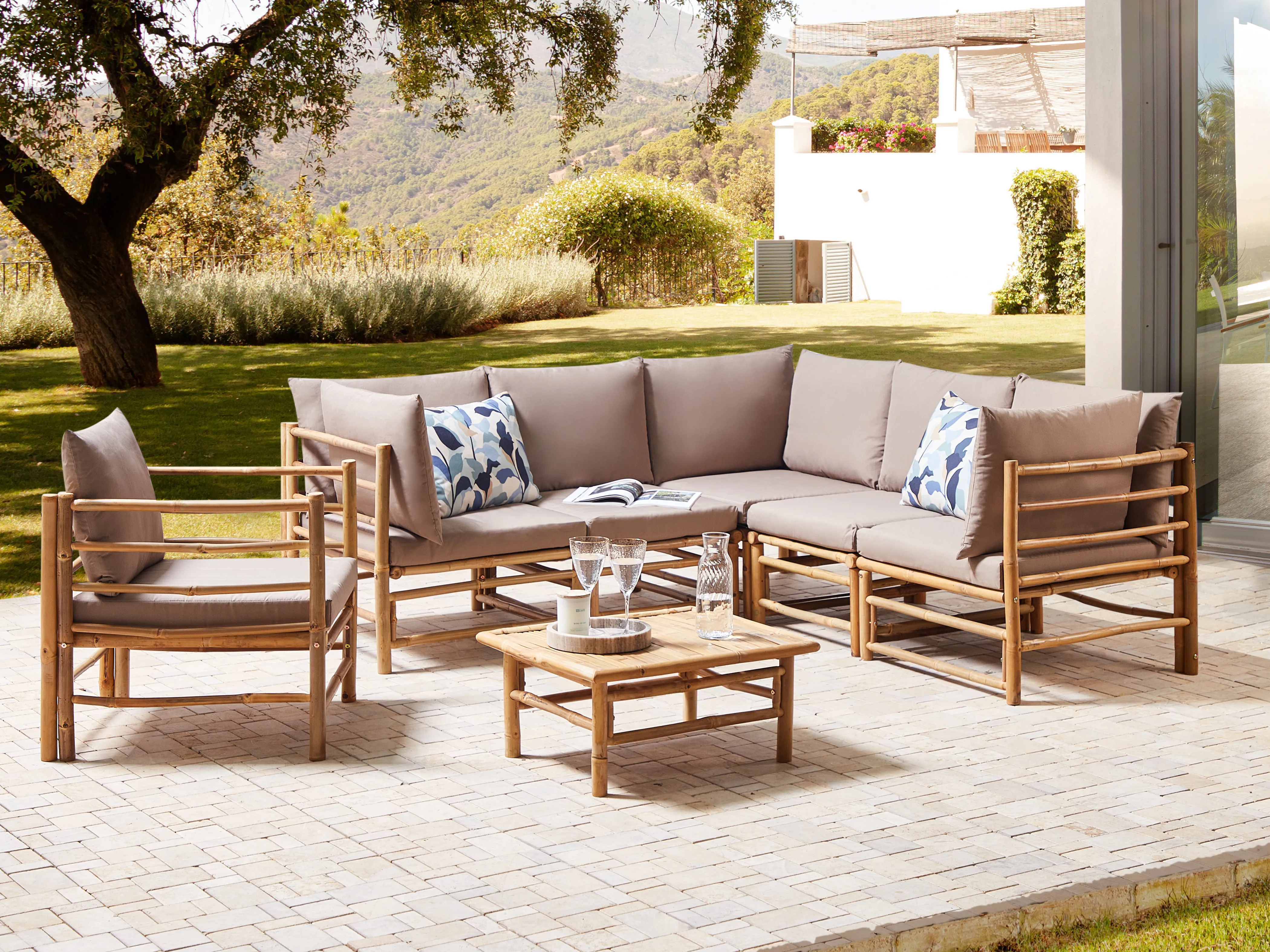 Garden Lounge Set with Table 6 Seater CERRETO Bamboo Taupe