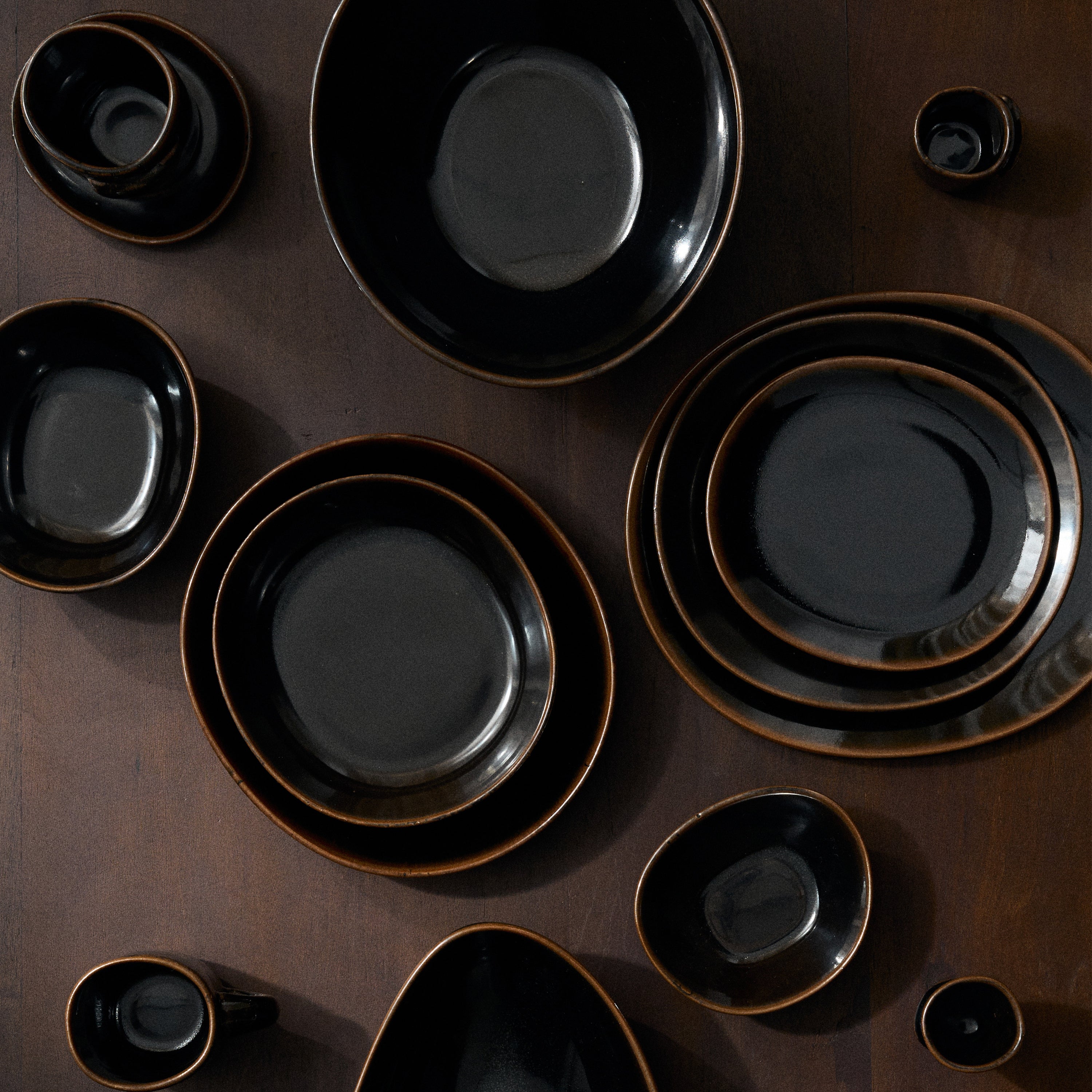 SERAX - Uncharted - Out of Lines Dinerbord - 2 st. - Zwart