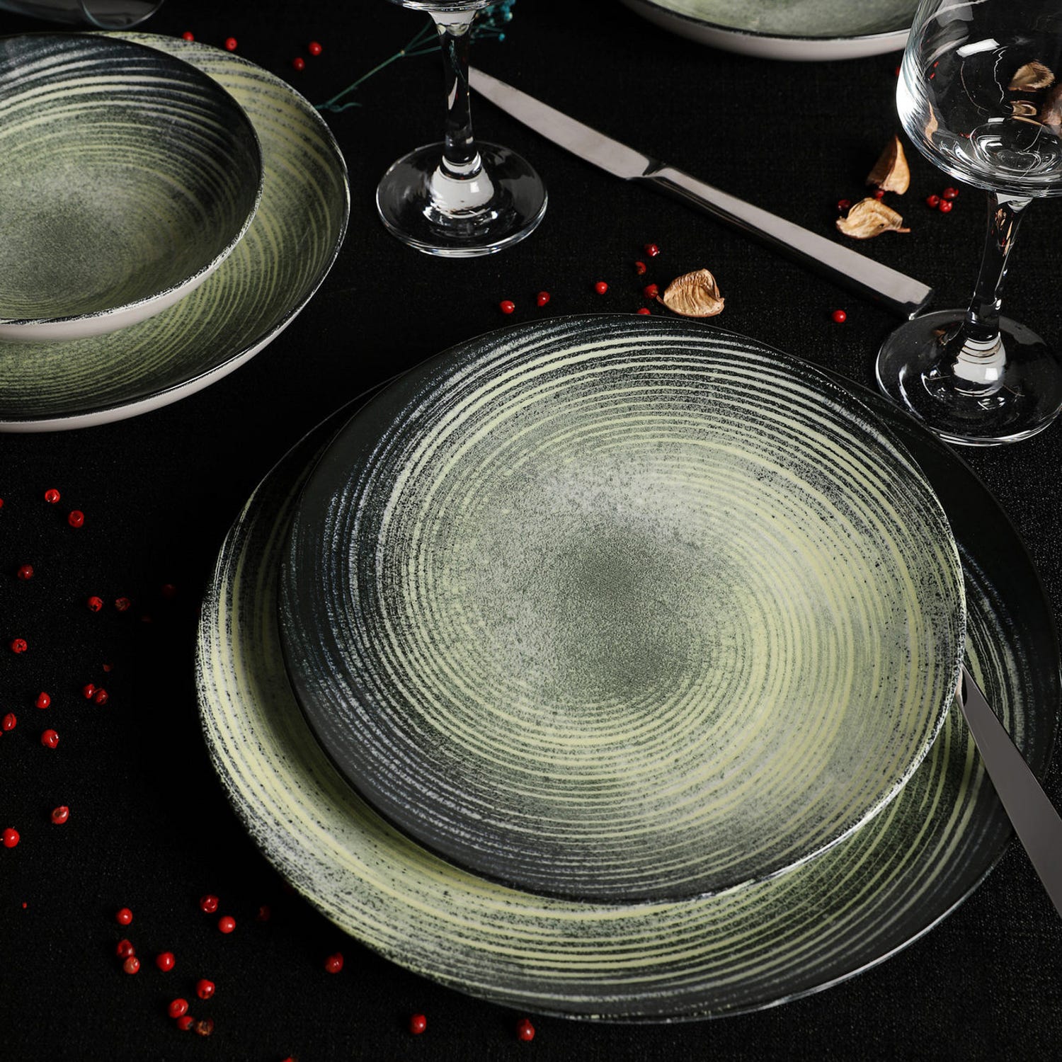 Set 24 piatti Eclissi