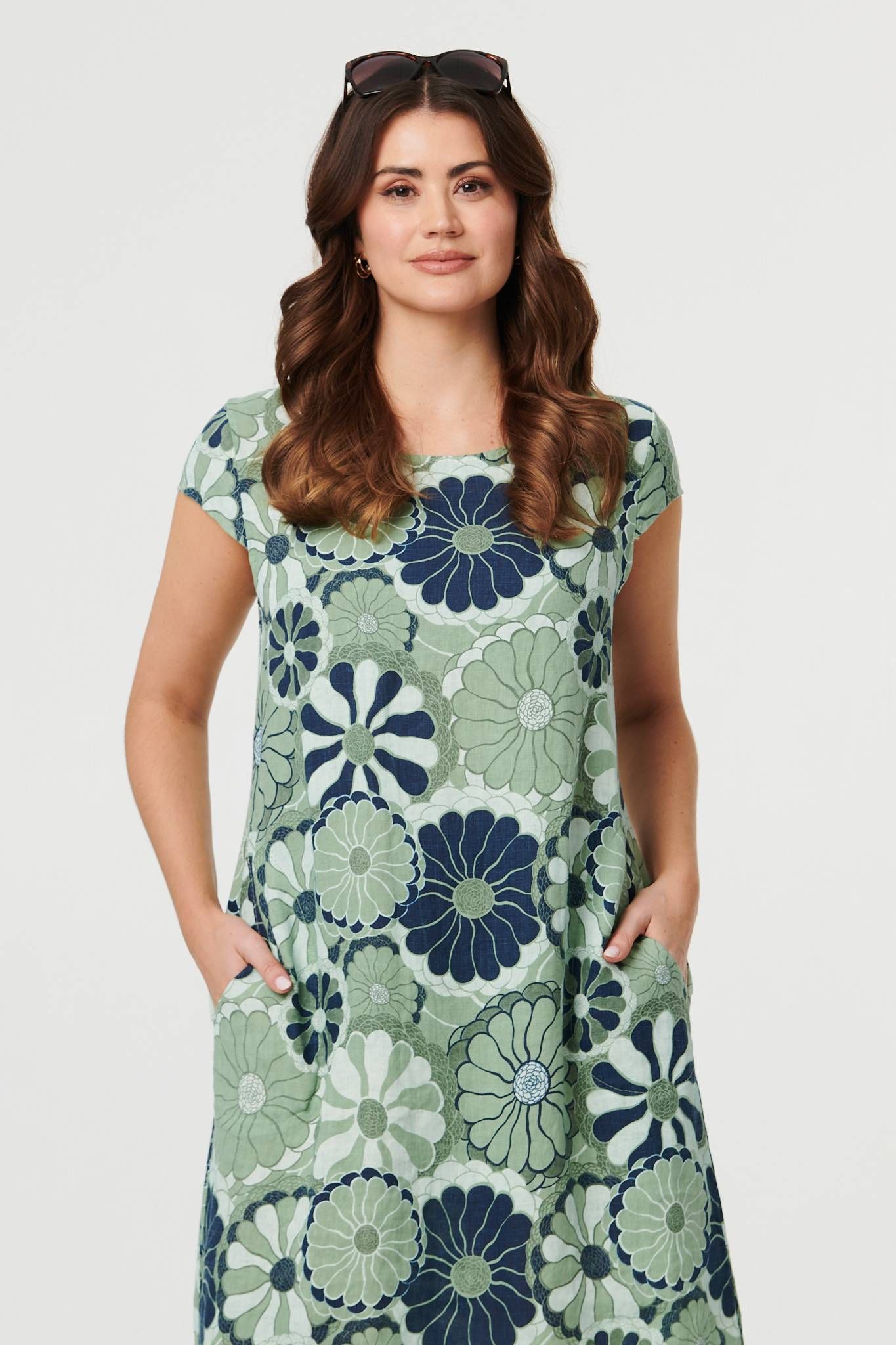 Izabel London Floral Cap Sleeve Shift Short Dress