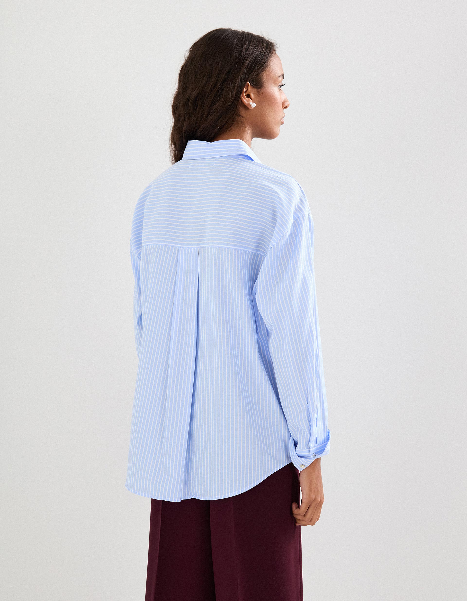 Camisa &agrave;s Riscas, Mulher, Azul Claro