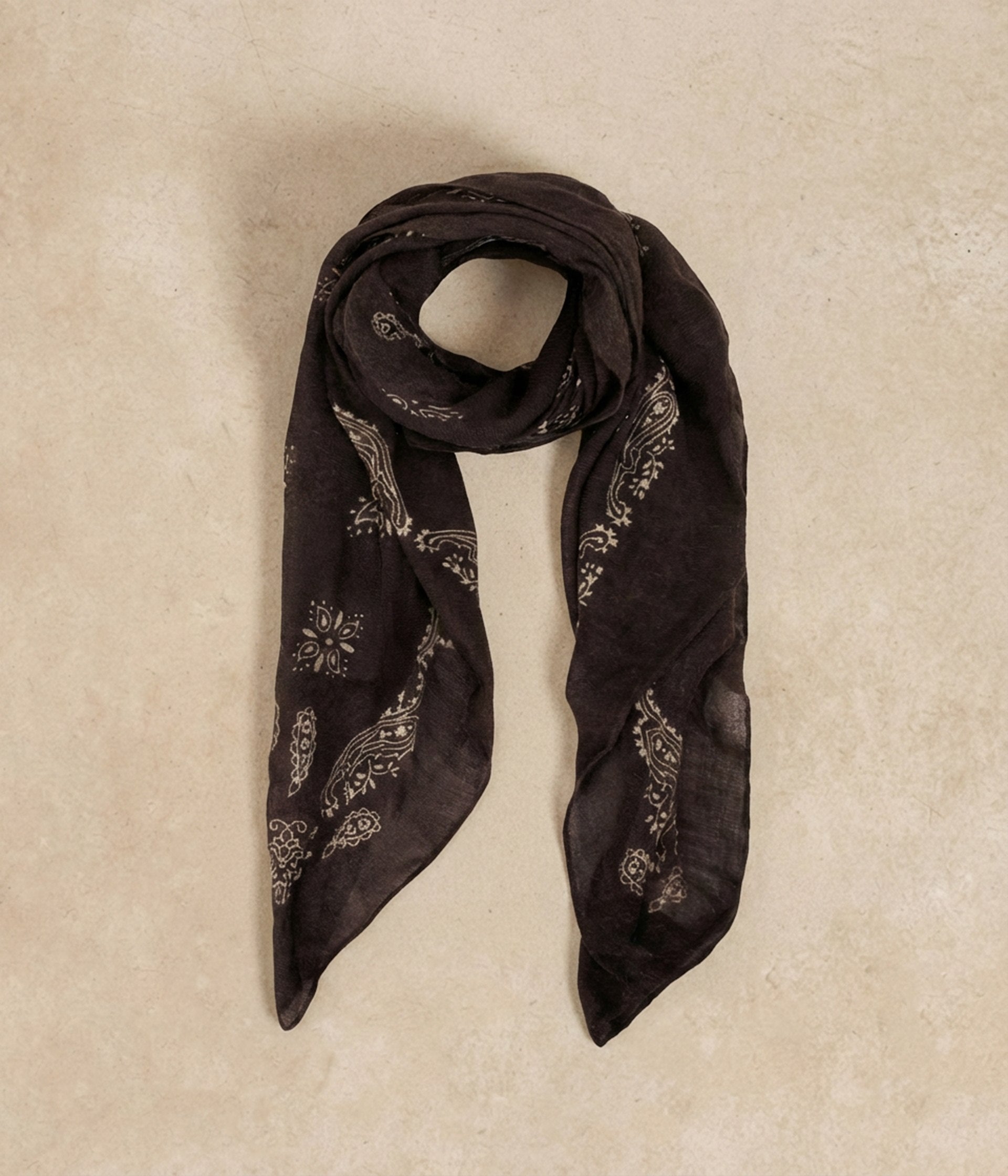 Foulard en laine chocolat Bandit