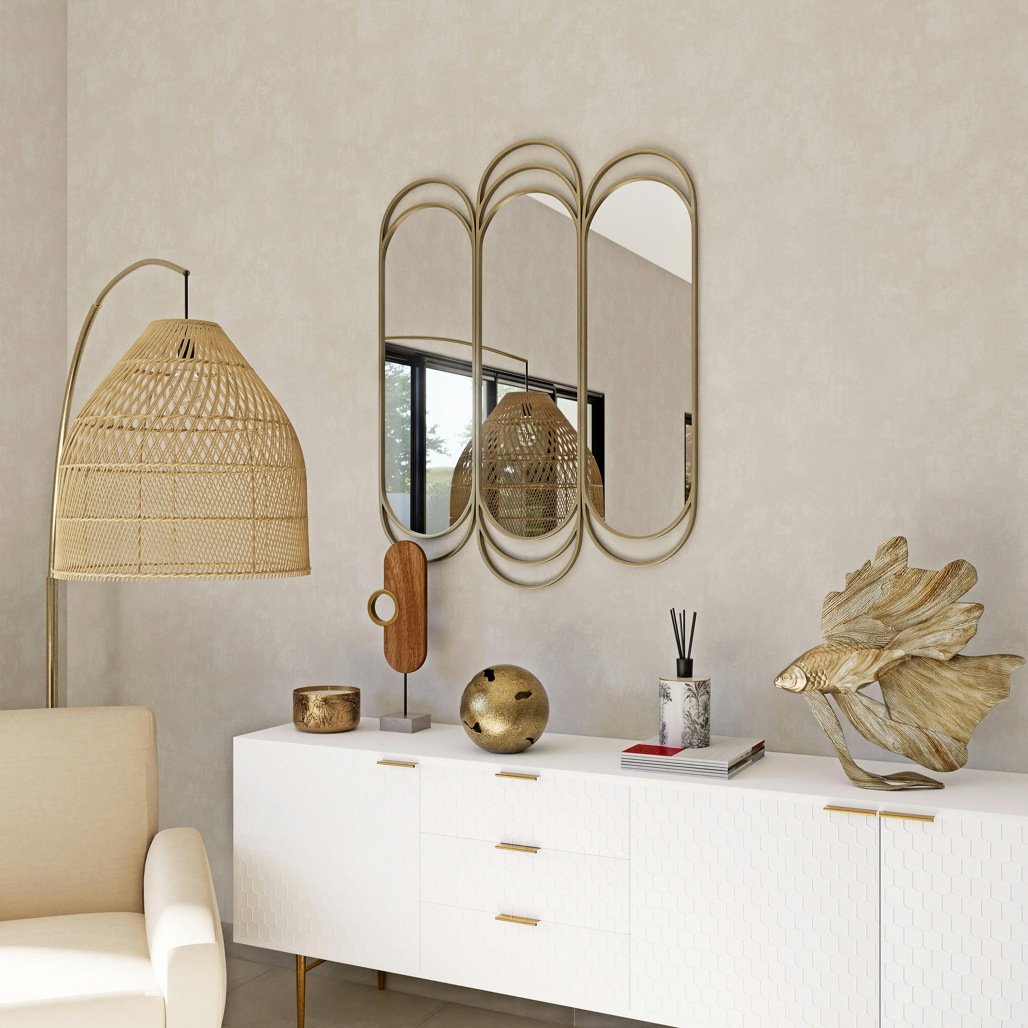 - Statuette poisson majestueux en résine dorée H57