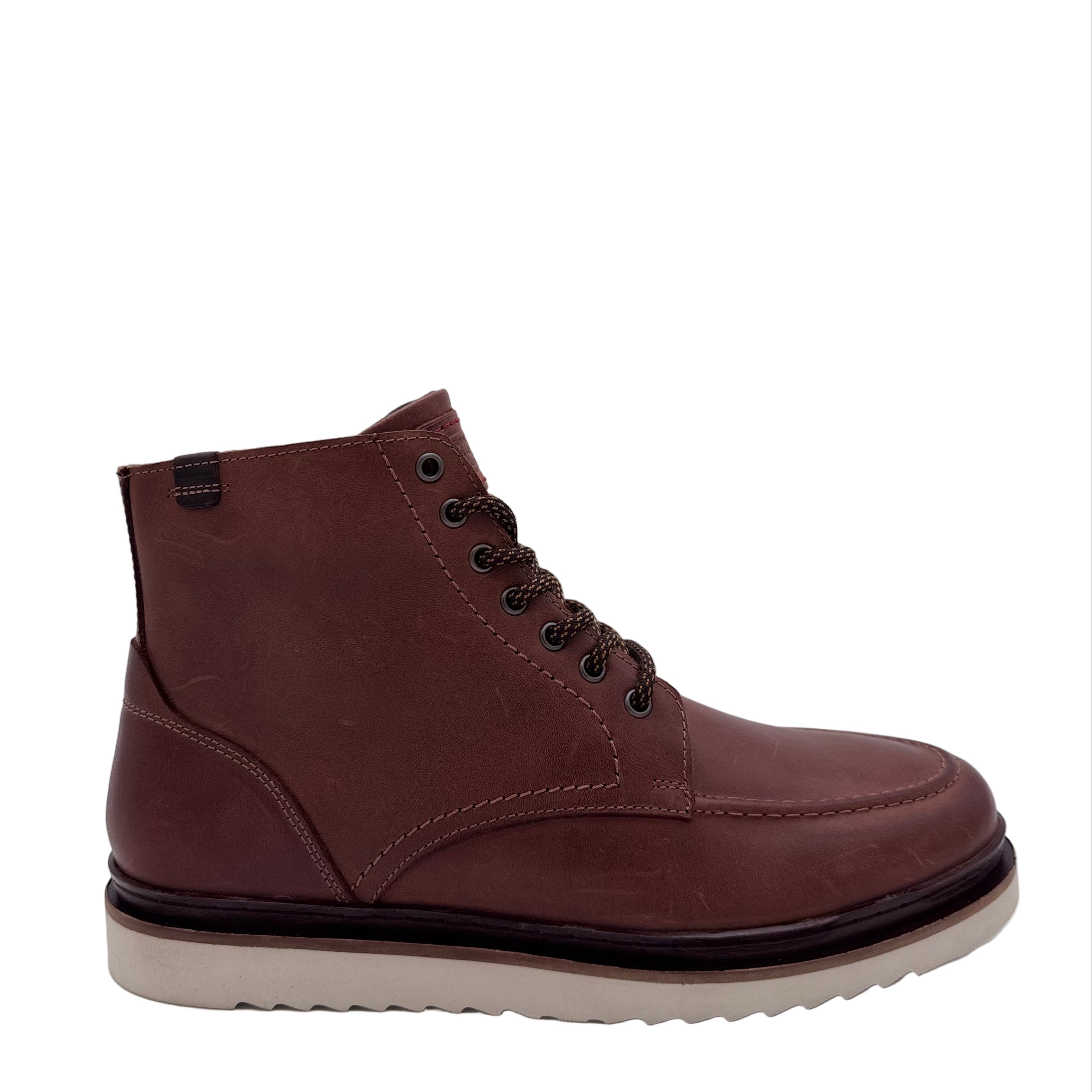 SCHNÜRBOOTS