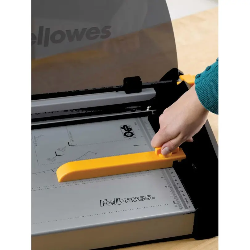 Schere Plasma