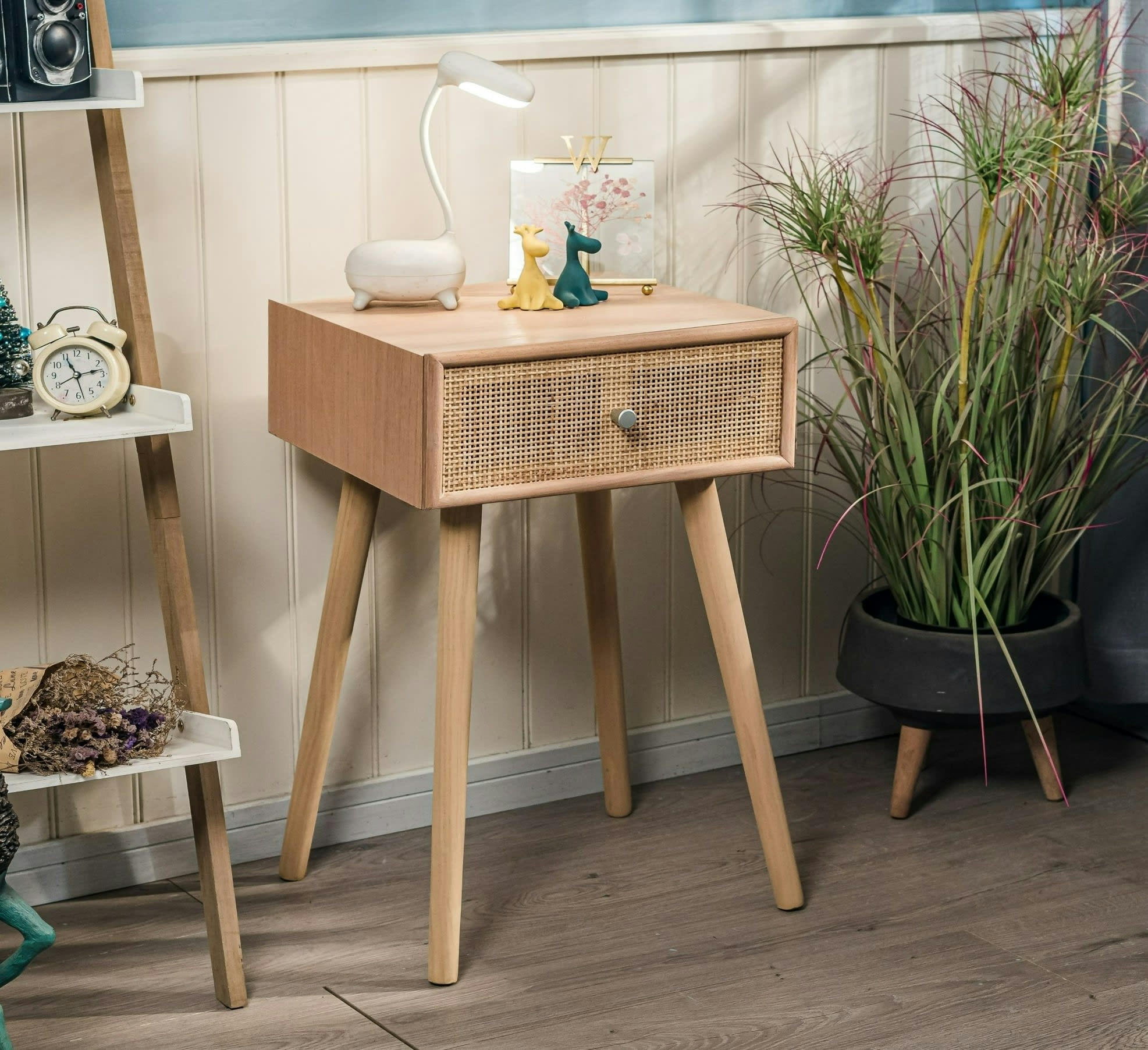 - Table de chevet 1 tiroir en rotin naturel