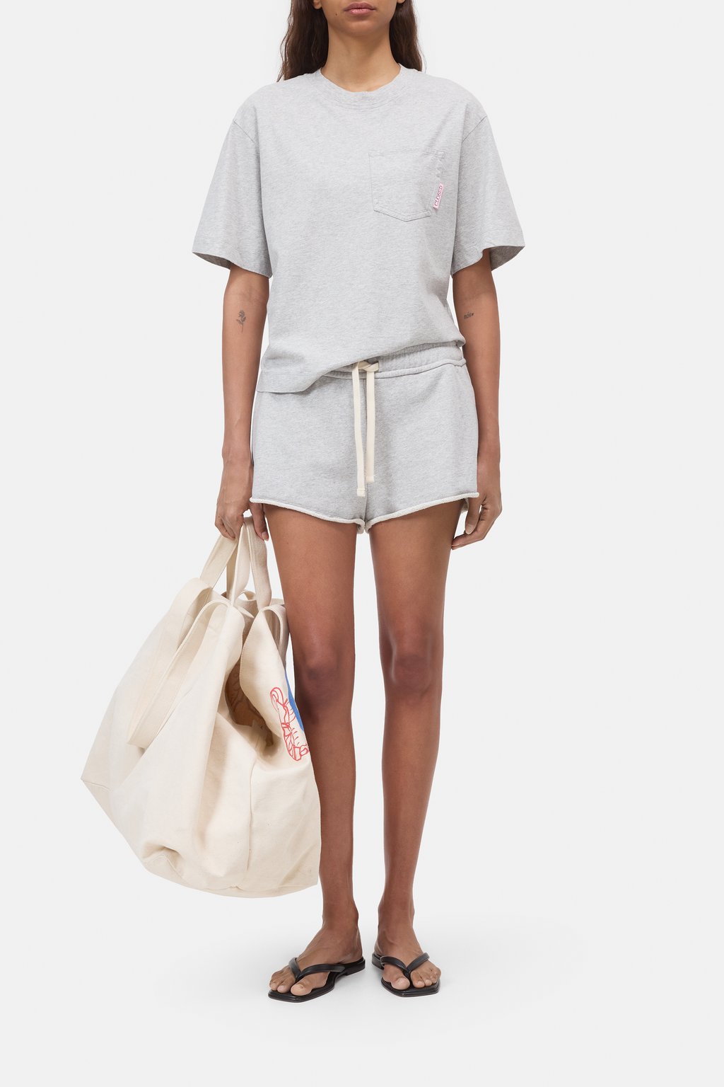 T-Shirt mit Tasche