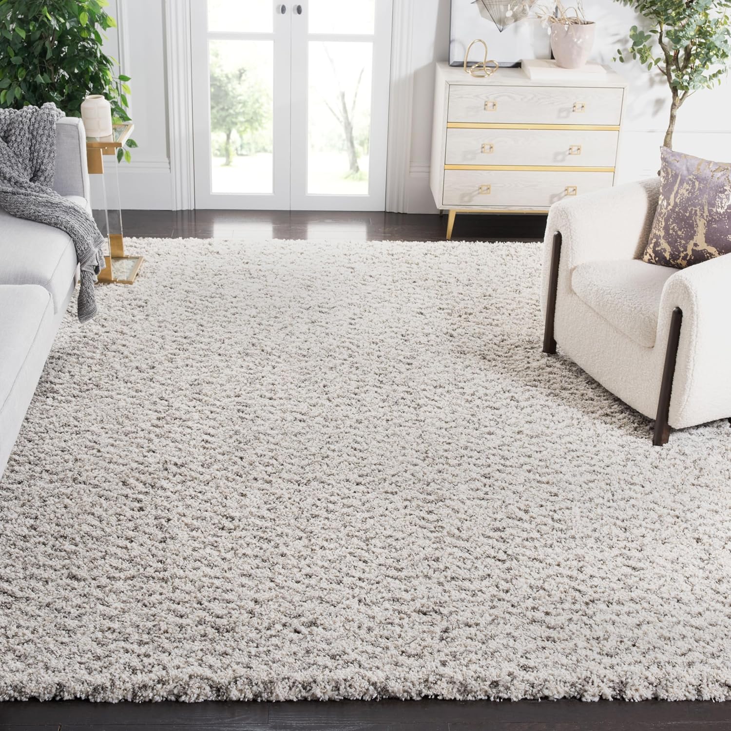 SAFAVIEH Hudson Shag Collection Area Rug - 9' x 12', Ivory & Grey, Chevron Design, Non-Shedding & Easy Care, 2-inch Thick Ideal for High Traffic Areas in Living Room, Bedroom (SGH330A)