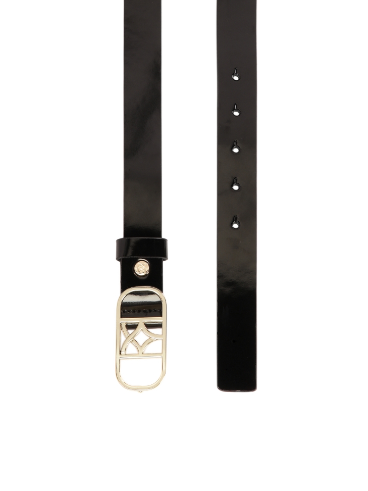 Patent belt with a logoed gold buckle