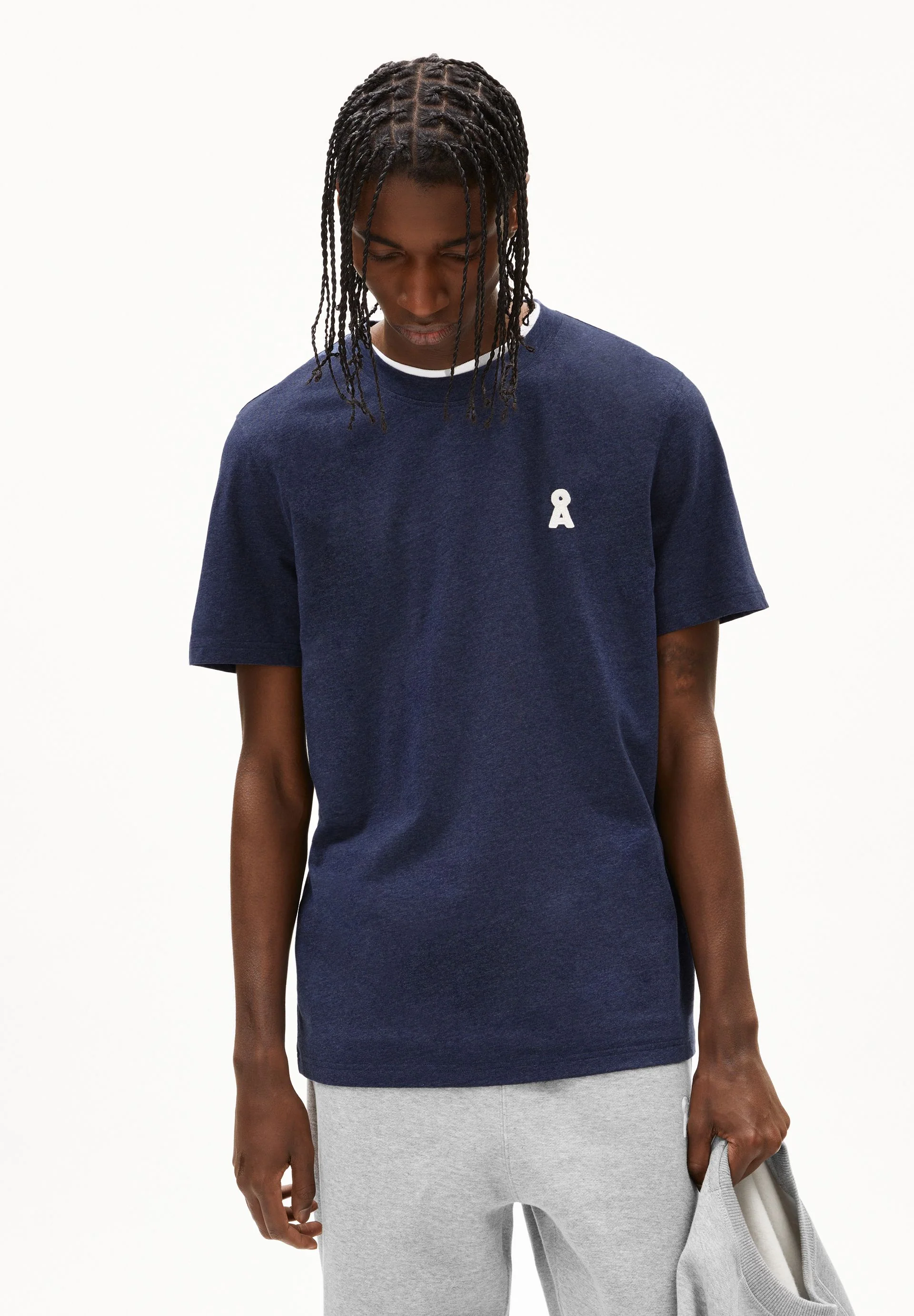 ICONIC Å MAARKOS MLNG T-SHIRT