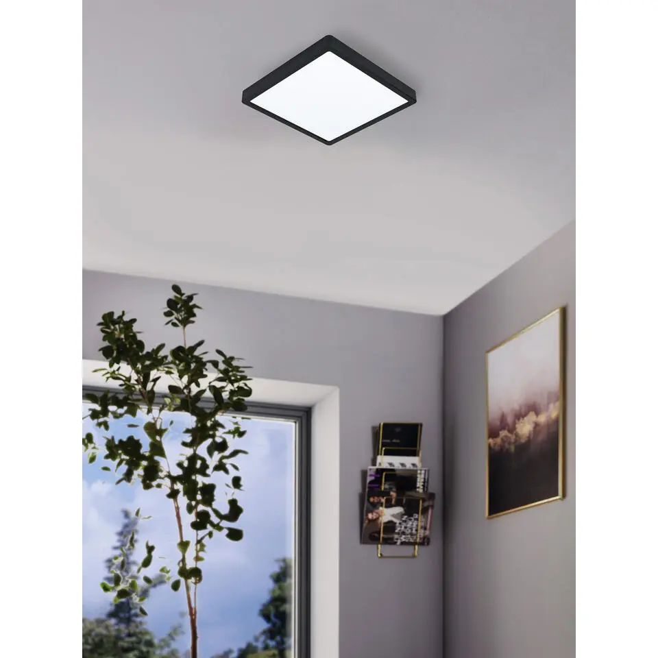 EGLOconnect.zFueva-ZSmartOpbouwlamp-28,5cm-Zwart -Dimbaar