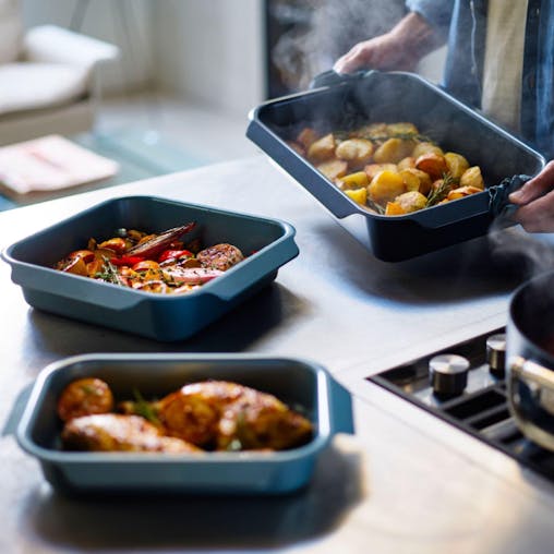 Joseph Joseph Nest Bake Non-Stick 3 Piece Baking Tray Set | Blue