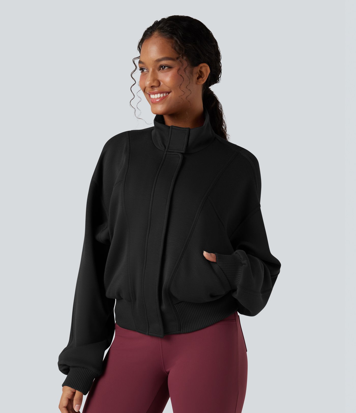 Veste de sport SpacerTek™ col montant, manches chauve-souris et détails contrastants, avec poches