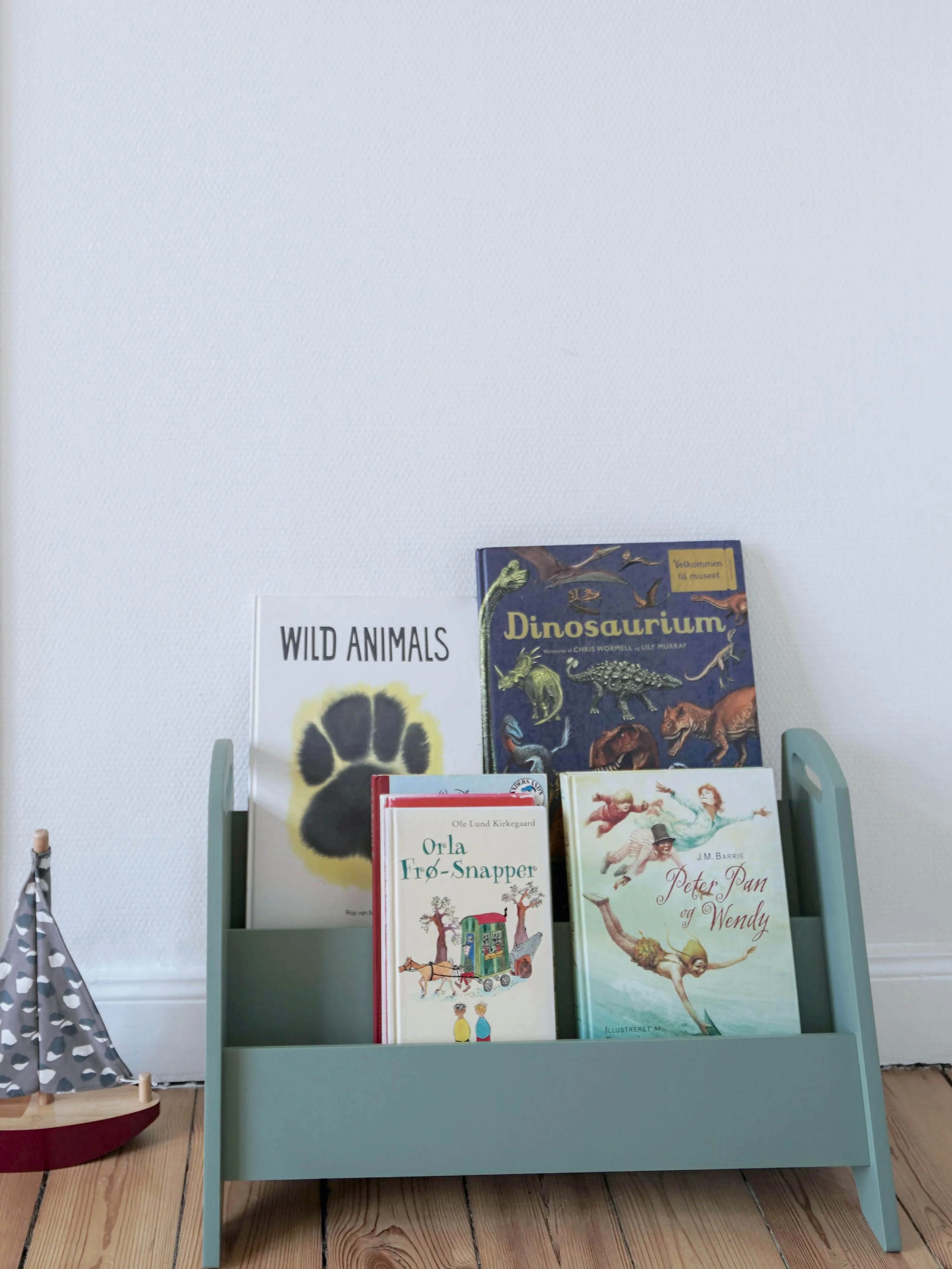 Bücherregal Anastasia