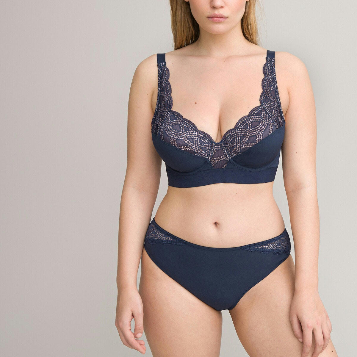 Soutien-gorge emboîtant en dentelle Avry