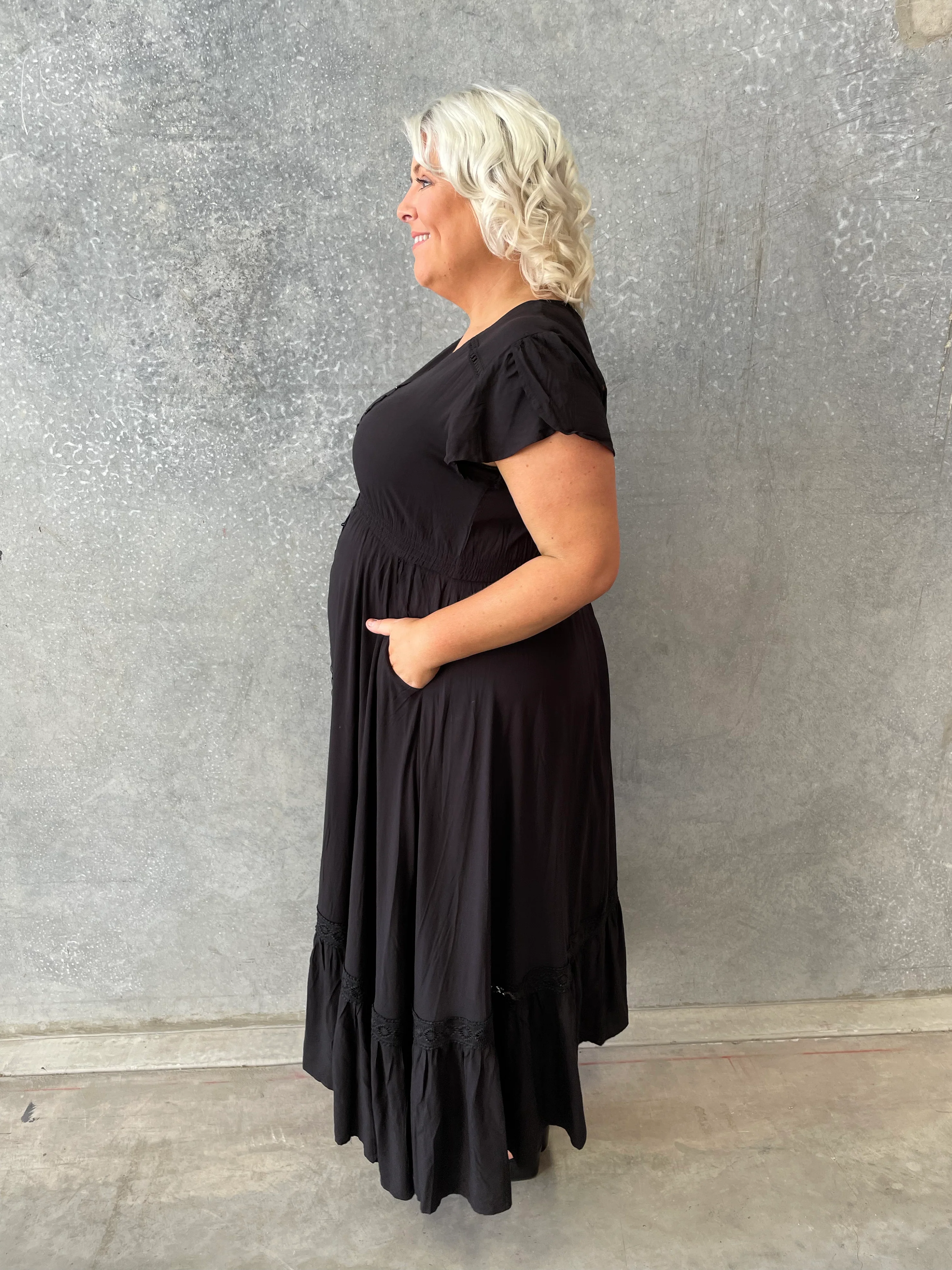 Shayla Maxi Dress in Black
