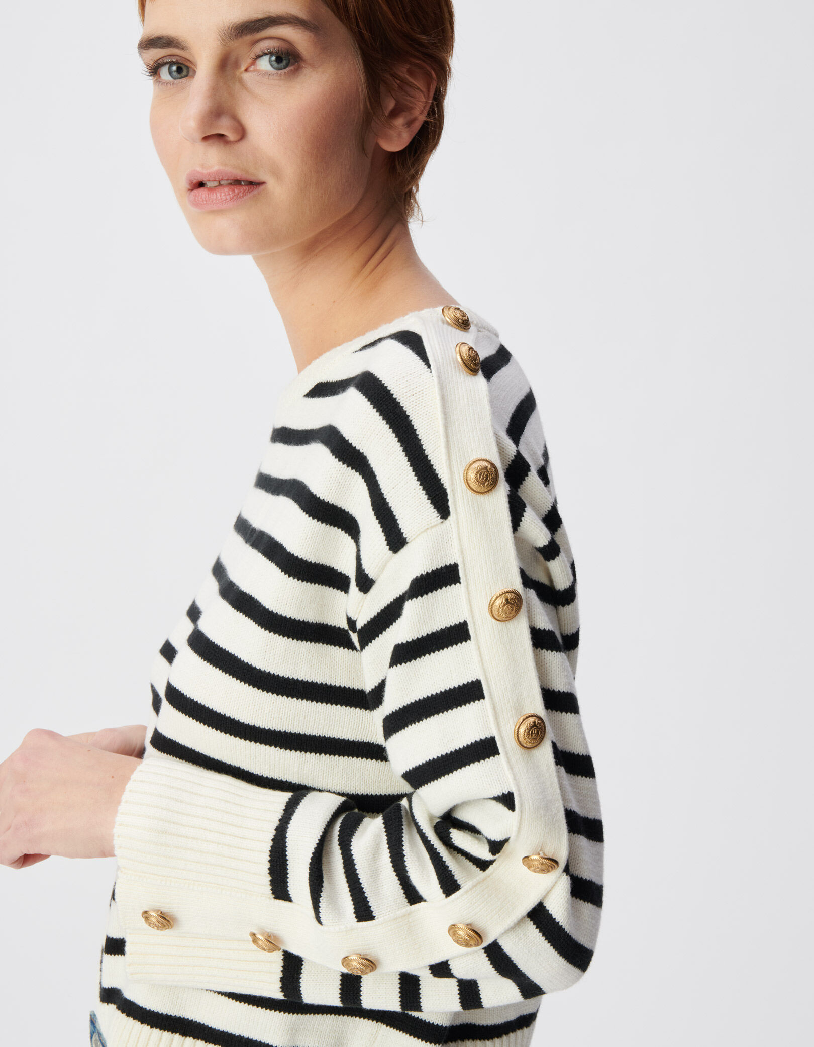 Pull marinière court boutons gravés aux manches Femme