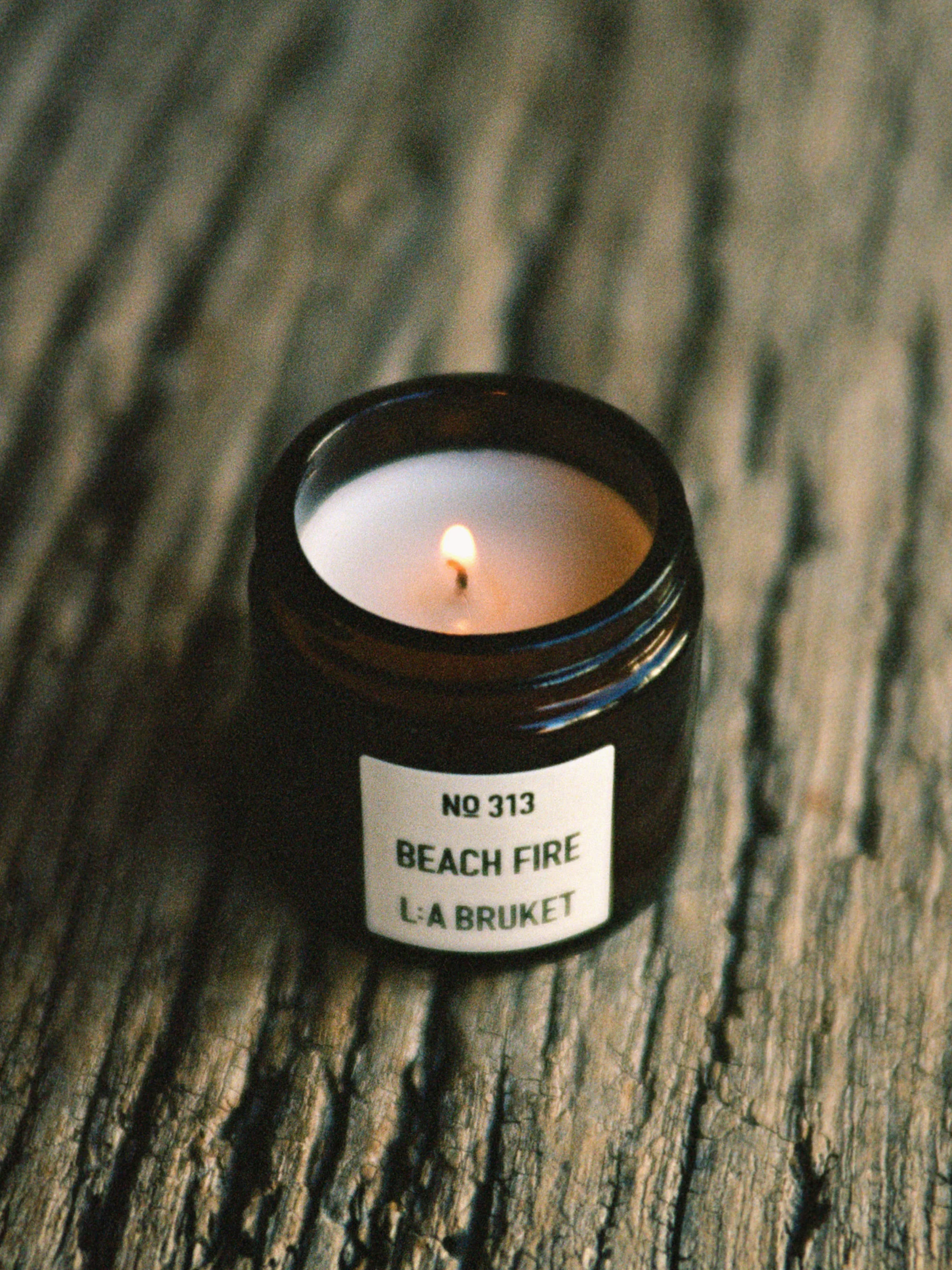 Duftkerze Beach Fire (Ga?ac, Rauchiges Holz)