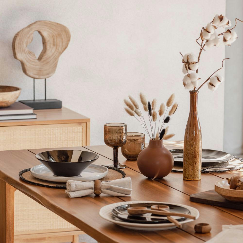 - Tige de coton séché blanc et marron