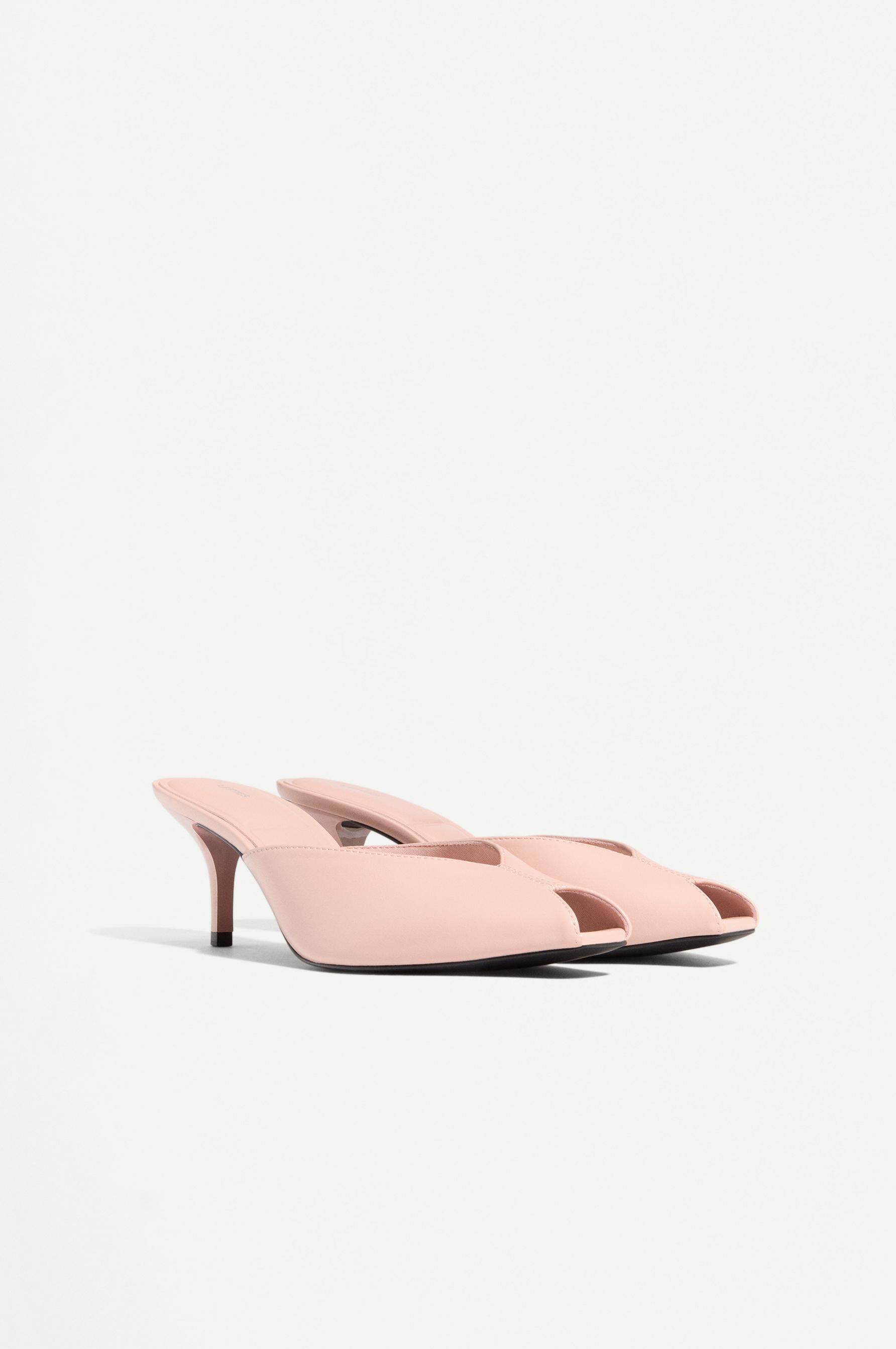 Sandalia peep toe
