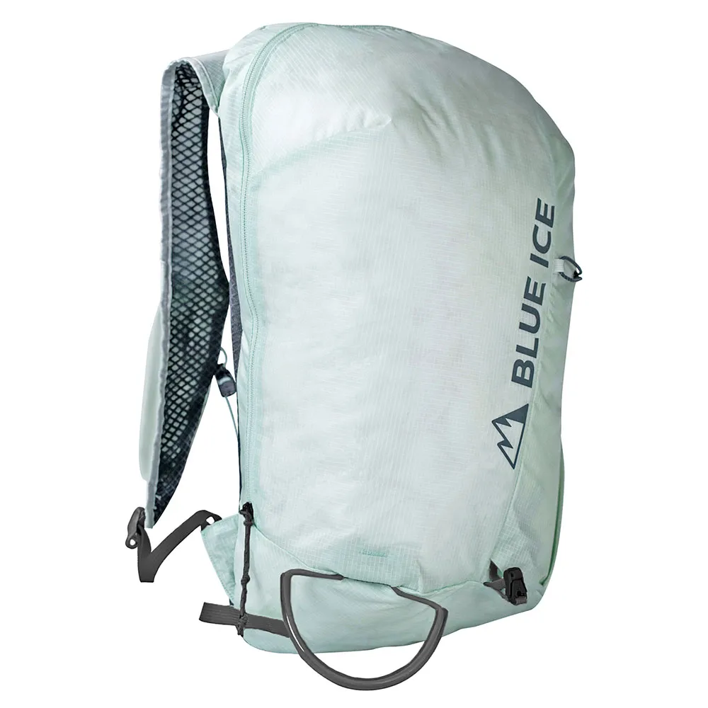 Blue Ice Taka UL 20L backpack