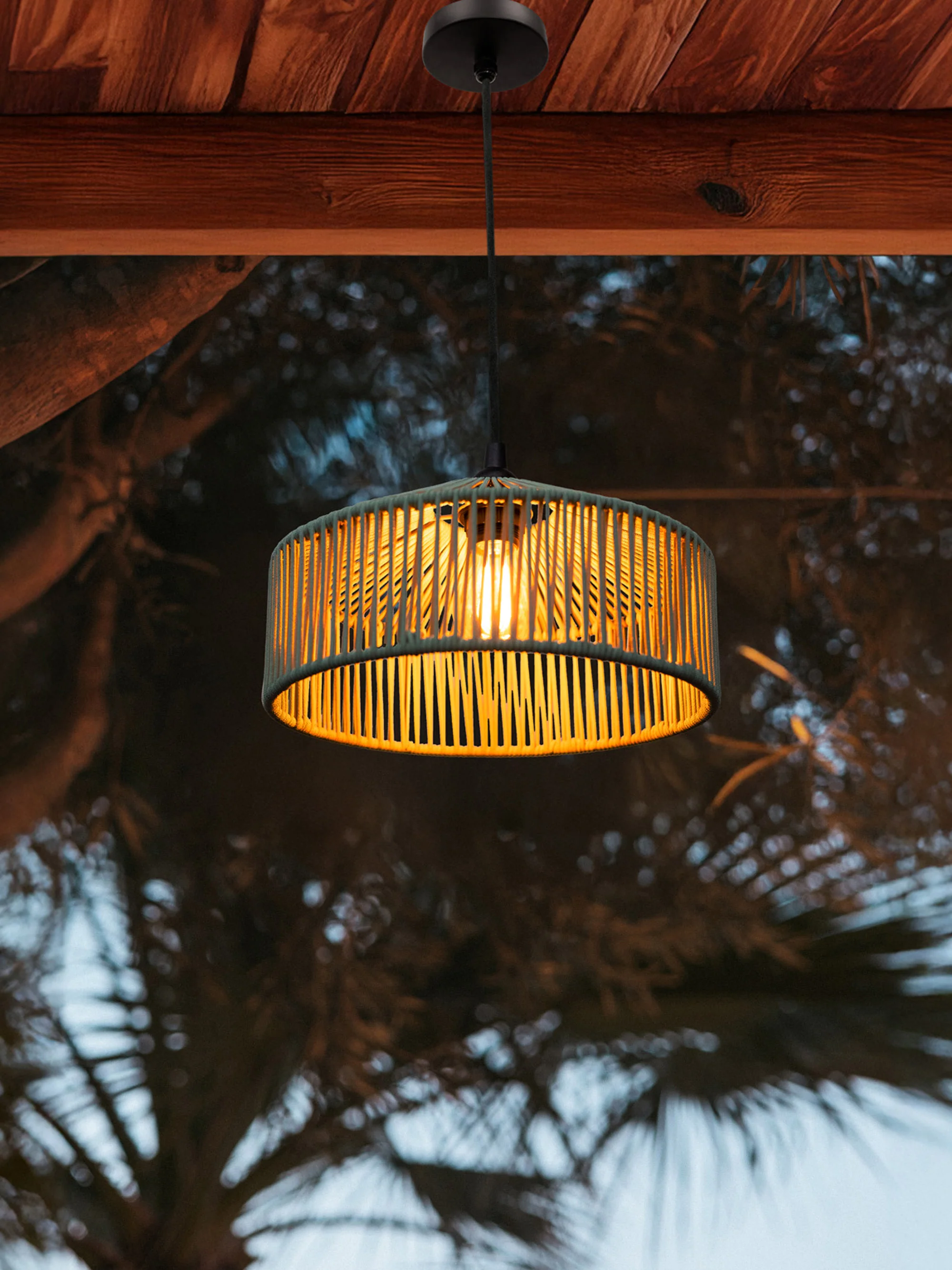 Kleine Outdoor-Pendelleuchte Calabardina