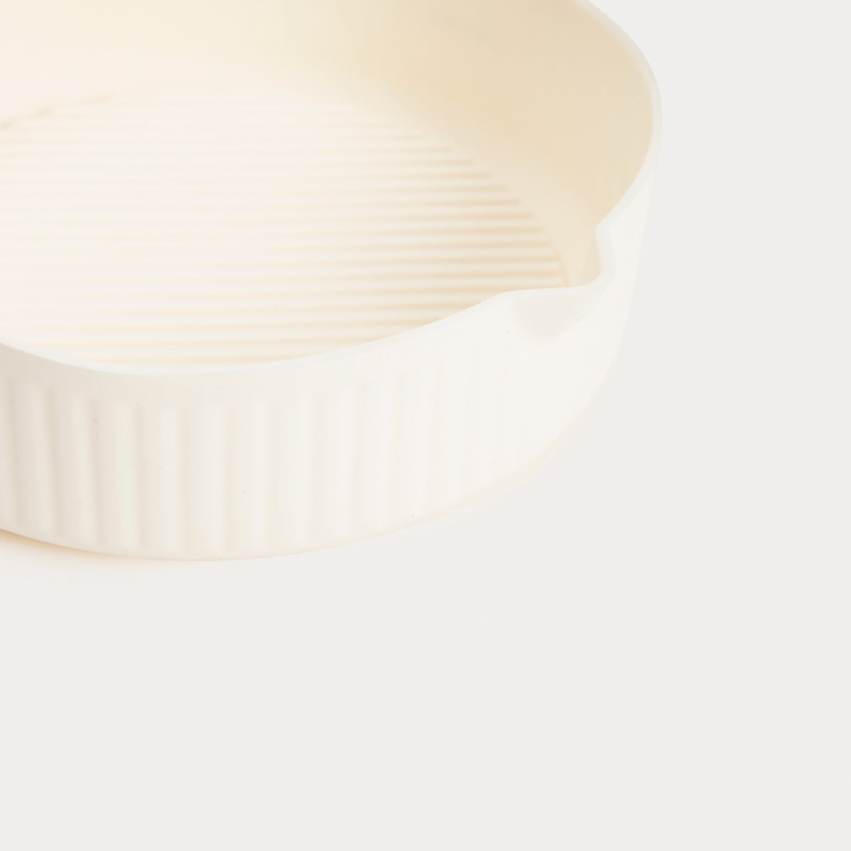 Forma MOLLIS do Air Fryer okrągła śmietankowa 20x8cm