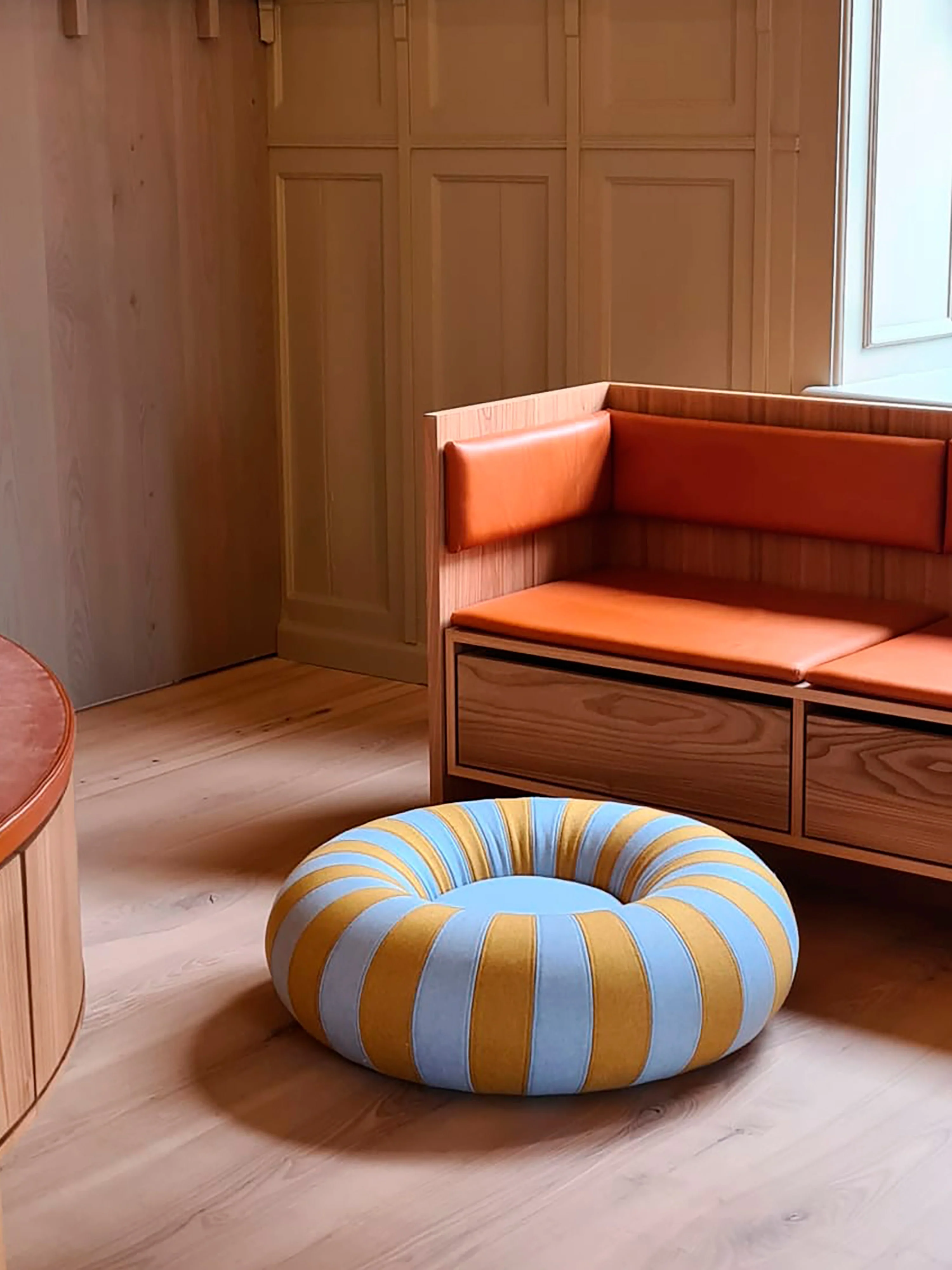 Runder Pouf Float