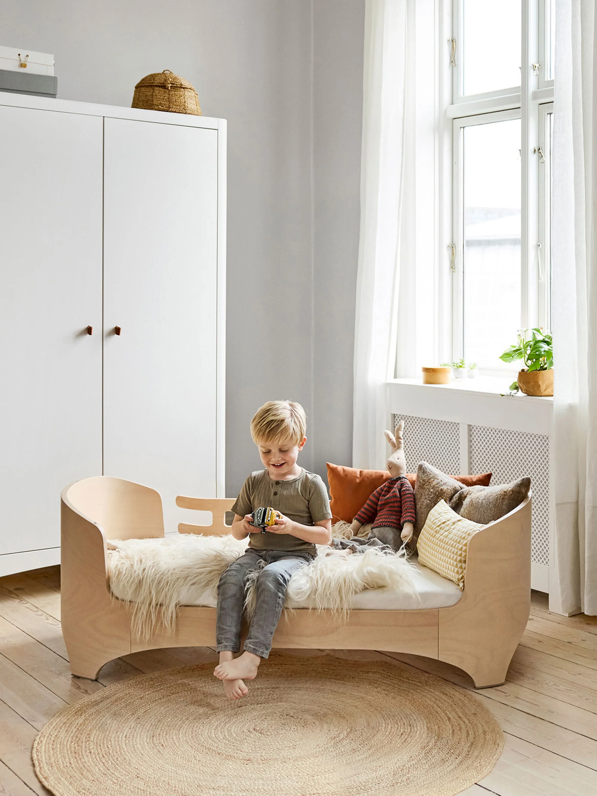 Holz-Baby-Juniorbett Leander Classic mit Erweiterung, 70 x 150 cm