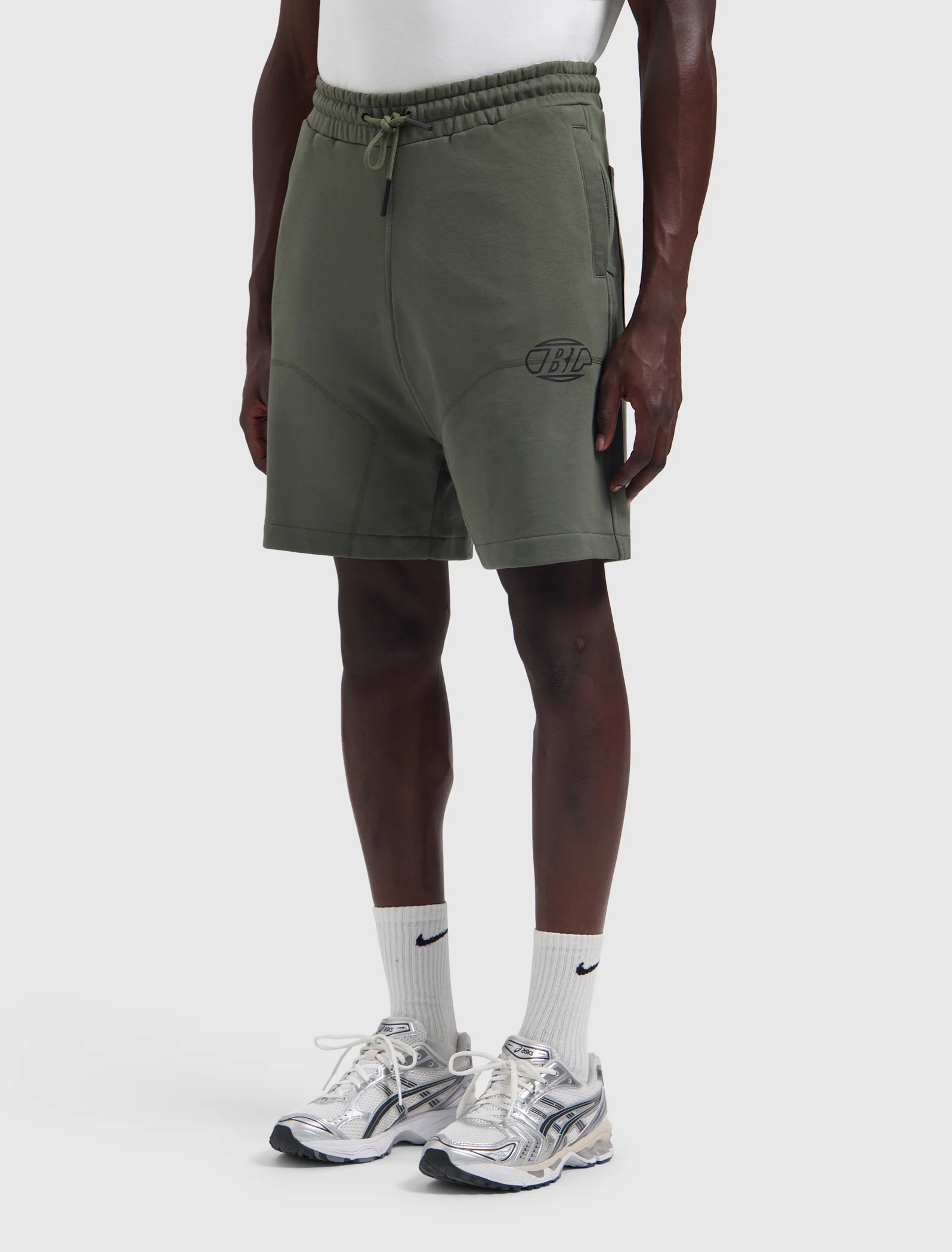 Global Monogram Short | Dark Army