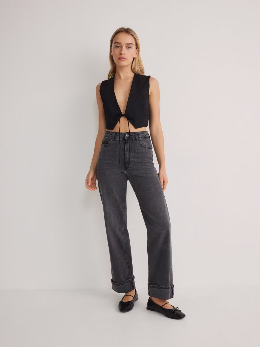 Straight Jeans