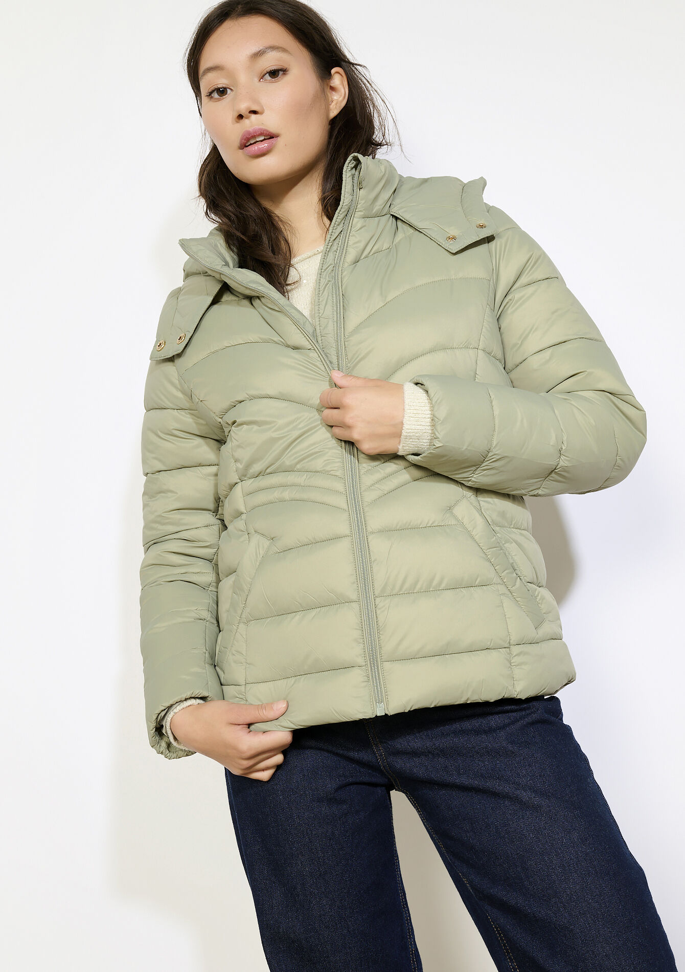 Korte gewatteerde jas