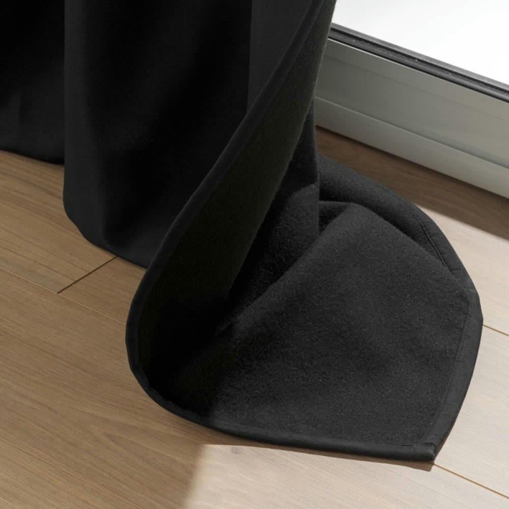 - Rideau occultant  polyester Noir 135 X 260