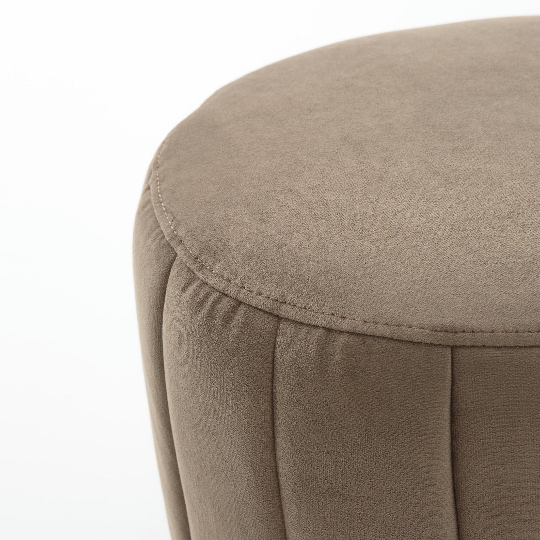 Pouf velours, Leone