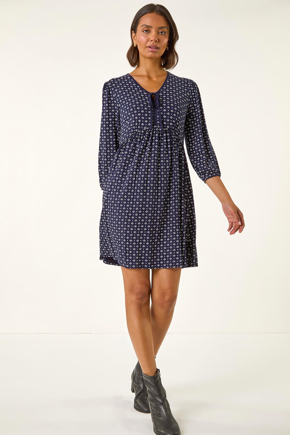 Roman Geometric Bow Stretch Dress