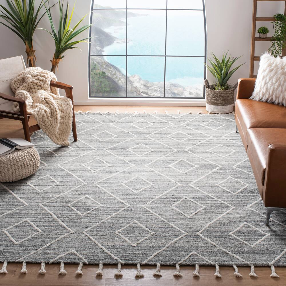 Safavieh Casablanca 456 Tassel Area Rug, Grey/Ivory