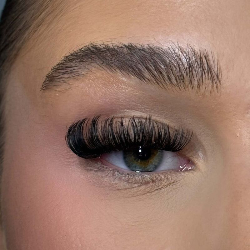 Sultry Lash Bar SL02 Cluster Lash Extensions