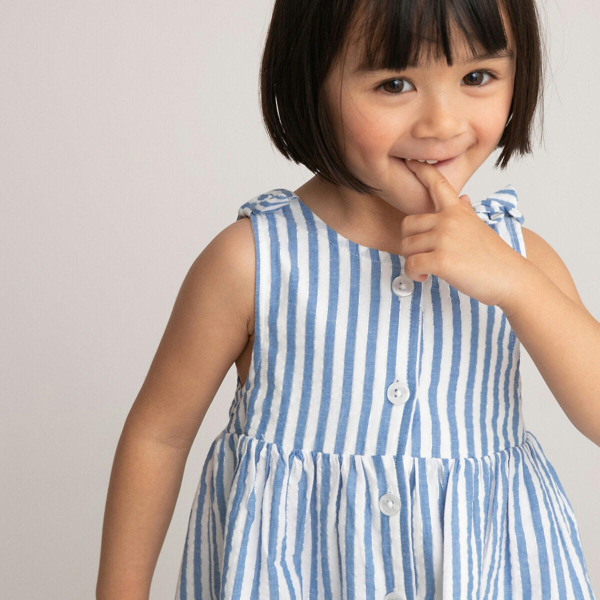 Robe sans manches rayée