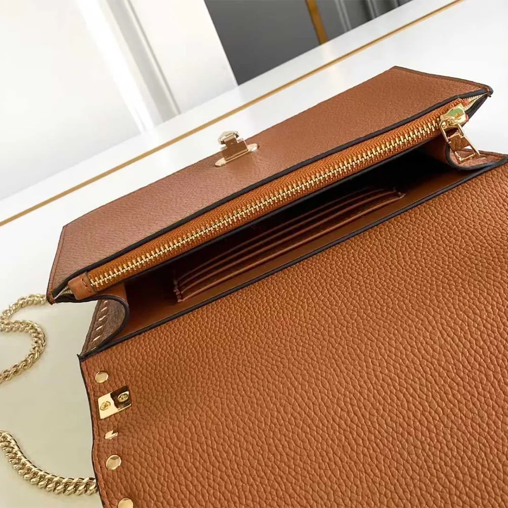 Valentino Mini Rockstud Cross-Body Bag (7A regular version)