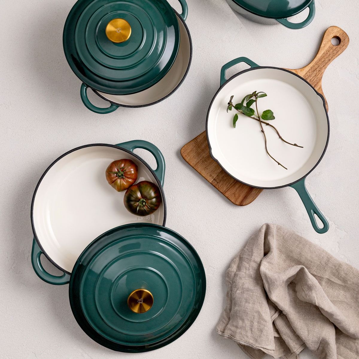 Garnek żeliwny ANDREAS zielony płaski ombre, 28cm 2,5 l