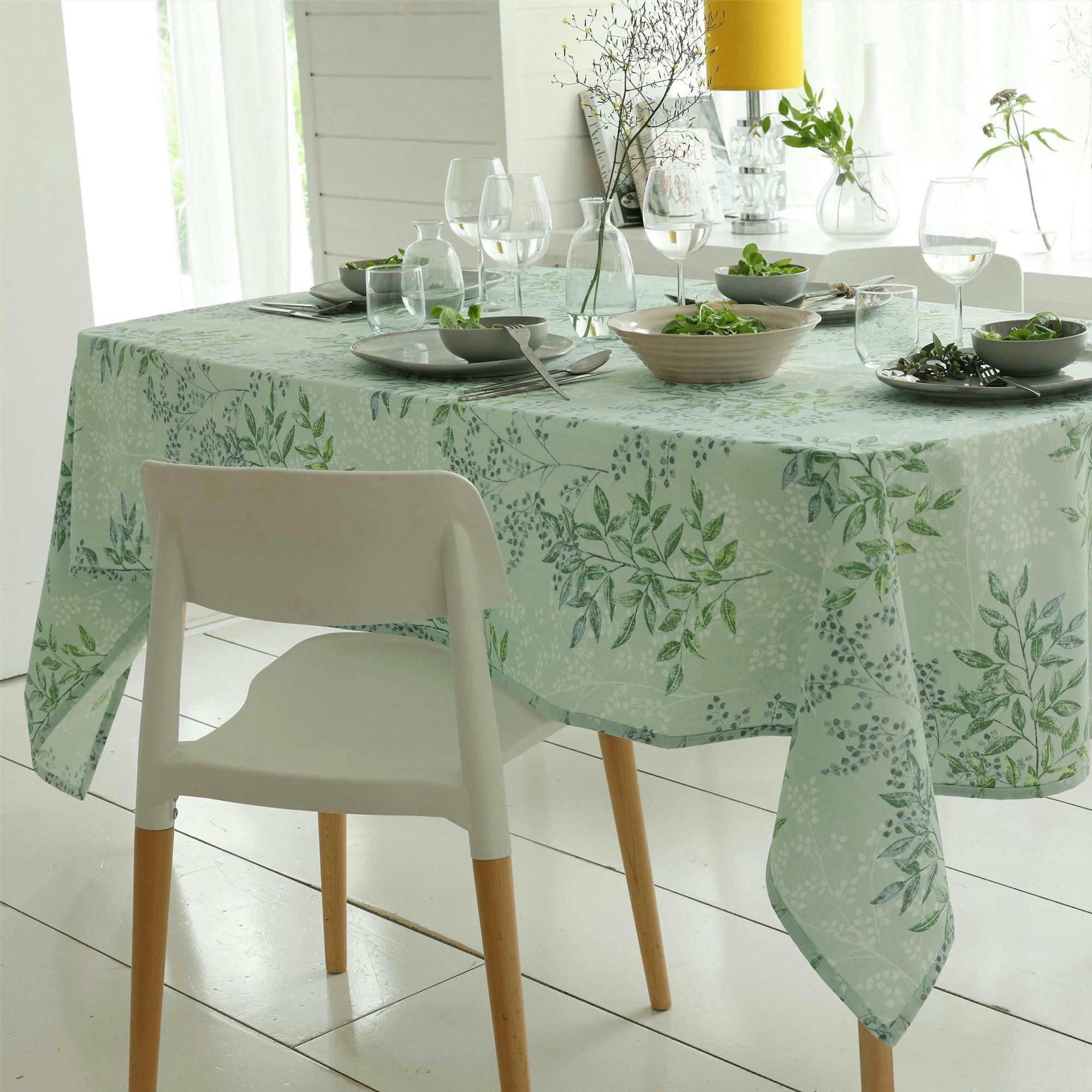 CAPUCINE - Nappe 140x250 vert en coton 170 g/m²