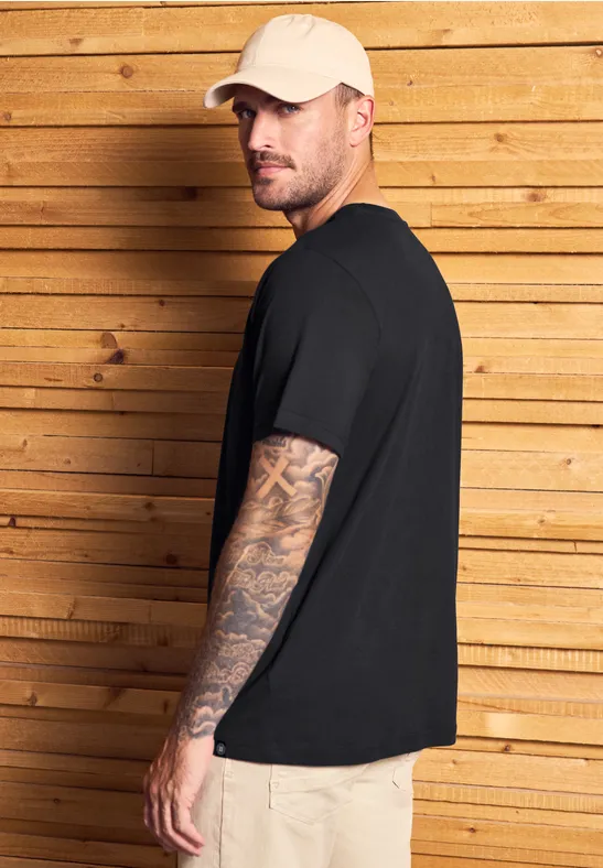 Basic T-Shirt aus reiner Baumwolle